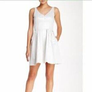 NWT CeCe sleeveless dress